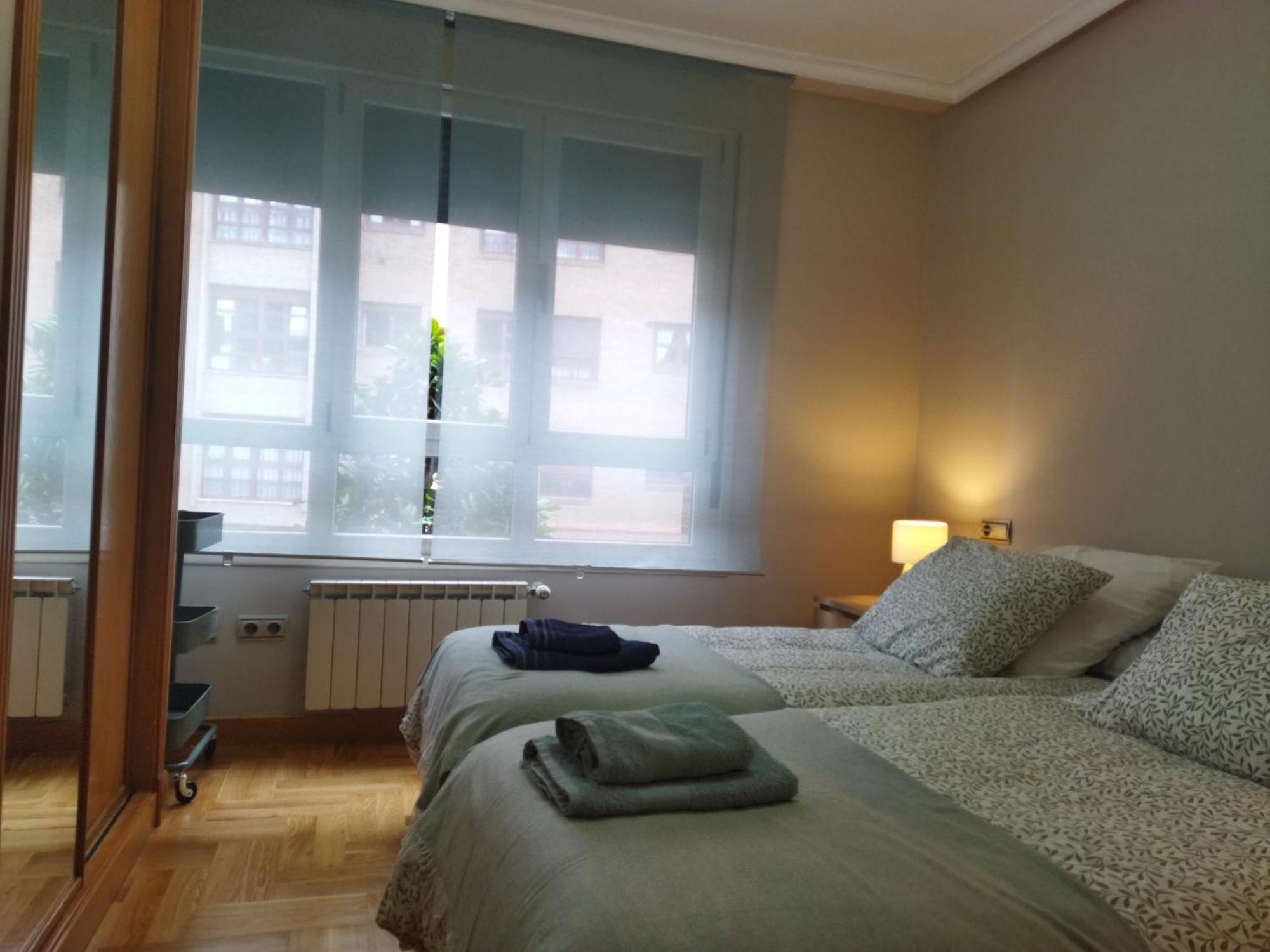Centrico Apartamento Oviedo Parking Y Wifi Gratuitos Admite Mascotas 外观 照片